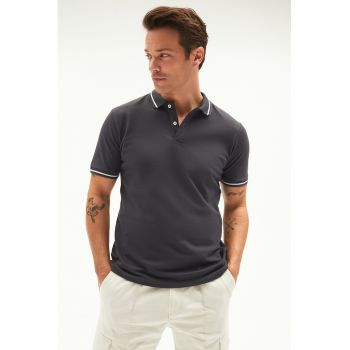 Tricou polo cu terminatii contrastante