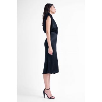 Rochie midi neagra cu bust drapat in V