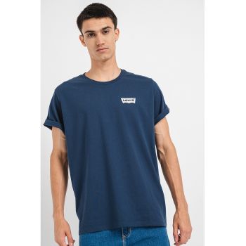 Tricou din bumbac cu decolteu la baza gatului