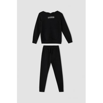 Set de hanorac si pantaloni sport - 2 piese