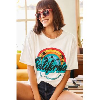 Tricou lejer cu imprimeu text si grafic