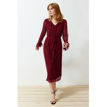 Rochie midi cu decolteu in V si volane