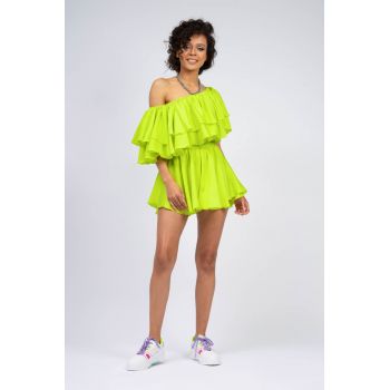 Salopeta verde neon cu volane pe un umar