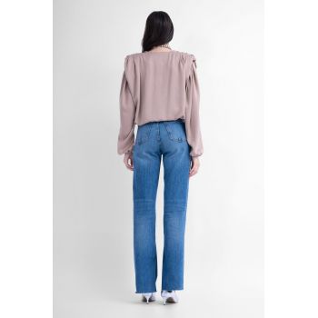 Bluza bej cu umeri drapati si maneci bufante
