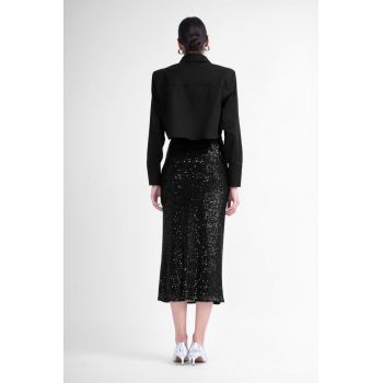Camasa neagra cropped cu umeri proeminenti din poplin