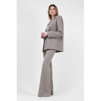 Pantaloni evazati din stofa bej