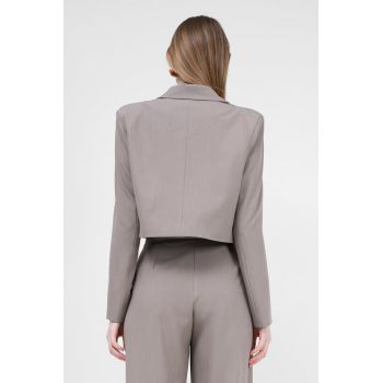 Sacou cropped bej cu doua randuri de nasturi