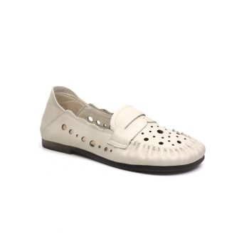 Pantofi dama perforati 8120 crem -