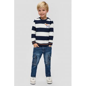 Blugi cu buzunare multiple