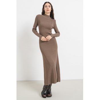 Rochie midi striata cu slit