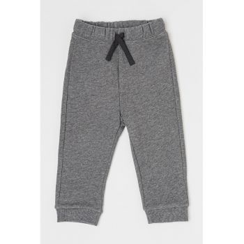 Pantaloni sport cu snur in talie