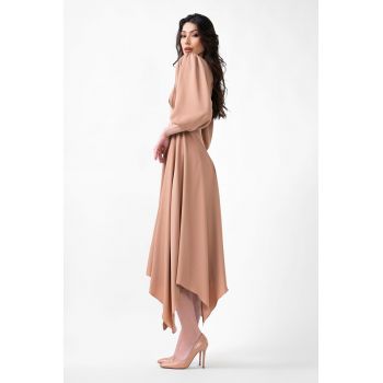 Rochie midi bej cu clini si maneca midi