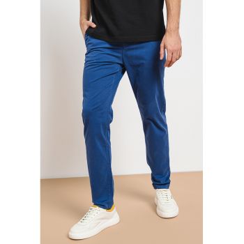 Pantaloni chino cu croiala dreapta