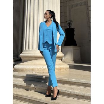 Costum Amelia Bleu din 3 piese sacou vesta pantaloni cu buzunare