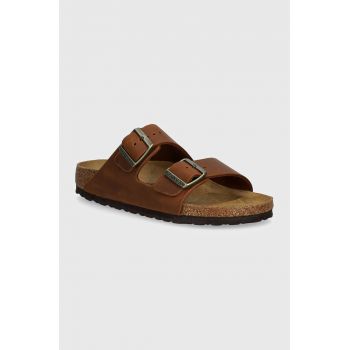 Birkenstock slapi de piele Arizona femei, culoarea maro, 1028401