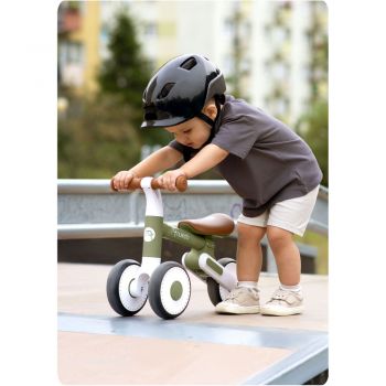 Bicicleta de echilibru Ride On Nukido Verde Inchis,de la 12 luni,scaun moale,inaltime sezut reglabila,roti din spuma EVA,cadru rezistent,manere ergonomice cu opritoare,Unghi de virare sigur al rotii cu protectie anti-rotatie