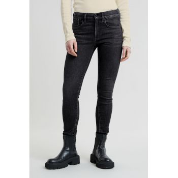 Blugi slim fit