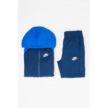 Trening cu gluga si maneci raglan