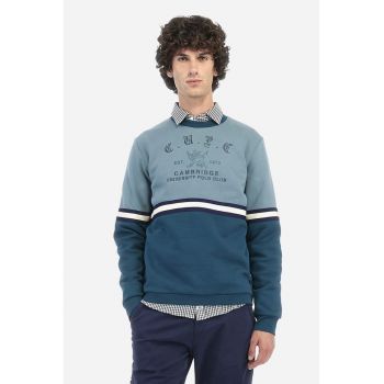 Bluza de trening cu decolteu la baza gatului si imprimeu