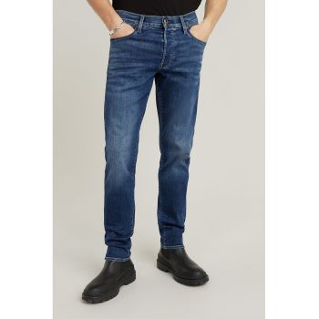 Blugi slim fit