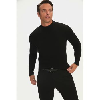 Pulover slim fit cu guler scurt