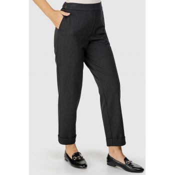 Pantaloni conici cu talie inalta