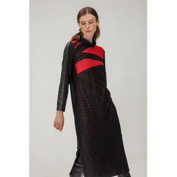 Rochie dreapta cu slituri laterale