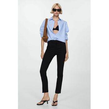 Pantaloni crop cu talie medie