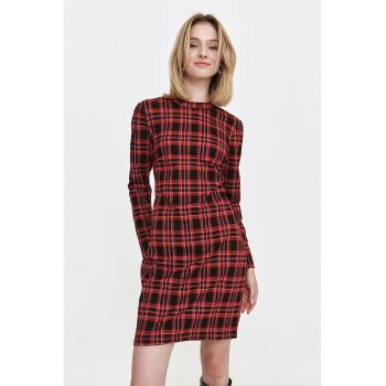 Rochie in carouri cu buzunare laterale ieftina