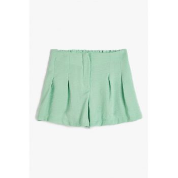 Pantaloni scurti regular fit cu model uni