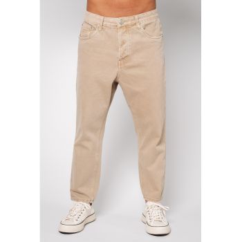 Blugi cu croiala relaxed fit