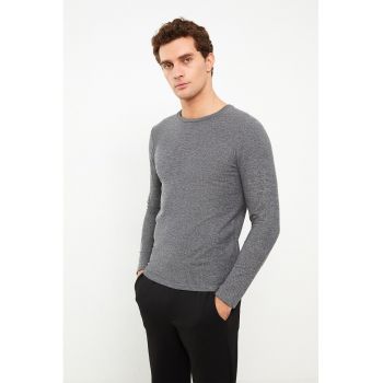 Pulover slim fit