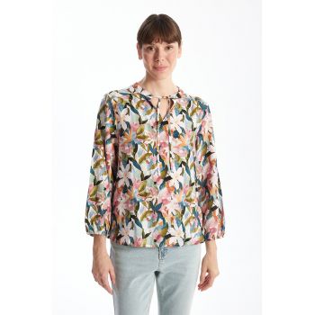 Bluza cu model floral
