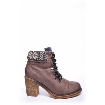 Botine dama captusite ieftine la reducere