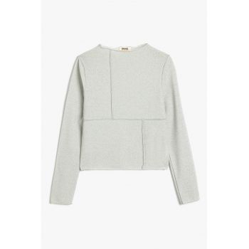 Bluza cu terminatii nefinisate