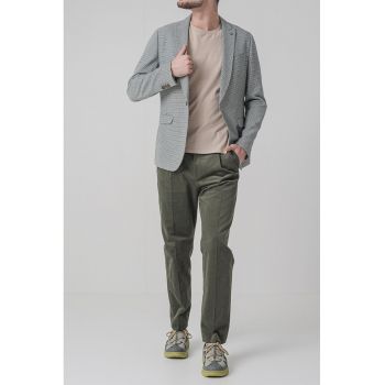 Pantaloni regular fit cu striatii discrete Teagan