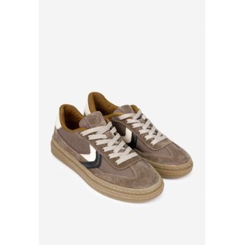 Pantofi dama  taupe din piele intoarsa si material textil