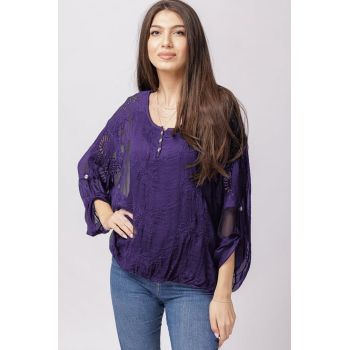 Bluza din matase naturala mov brodata si dantela pe spate si nasturei