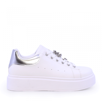 Sneakers femei Benvenuti albi cu accesorii decorative 1419DP0700A ieftini la reducere