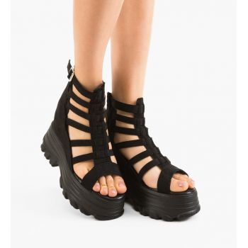 Platforme dama Aisyah Negre