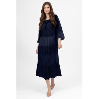 Rochie boho bleumarin, lunga cu volane, din matase naturala cu dantela