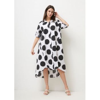 Rochie camasa A-line, alba cu buline negre din tesatura fina de bumbac ieftina