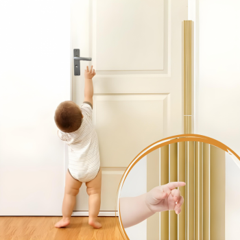 Set 2 protectii usi tip acordeon pentru copii Maro