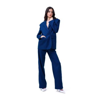 Costum albastru din denim cu sacou oversized si pantaloni cargo