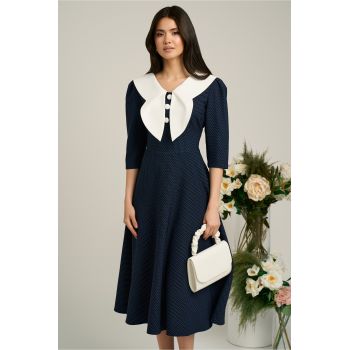 Rochie LaDonna bleumarin clos de ocazie cu guler maxi si nasturi perluta