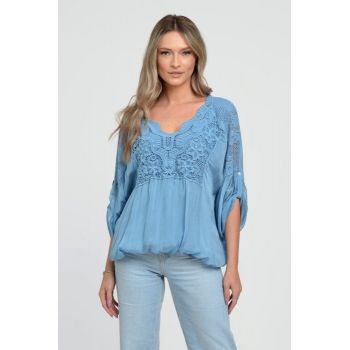 Bluza din matase naturala platca brodata, cu dantela pe maneci si pe spate, albastru jeans