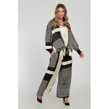 Compleu satinat elegant cu pantaloni din vascoza cu imprimeu jocuri de linii alb cu negru