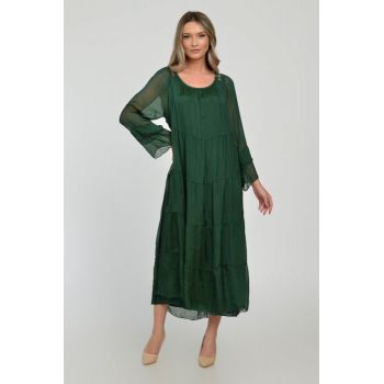 Rochie verde lunga cu volane, din matase naturala si dantela macrame pe spate