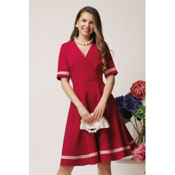 Rochie DY Fashion office din stofa magenta cu benzi roz