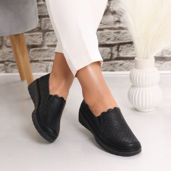 Pantofi dama casual Negri din Piele Ecologica Rujaina Pantofi dama casual Negri din Piele Ecologica Rujaina